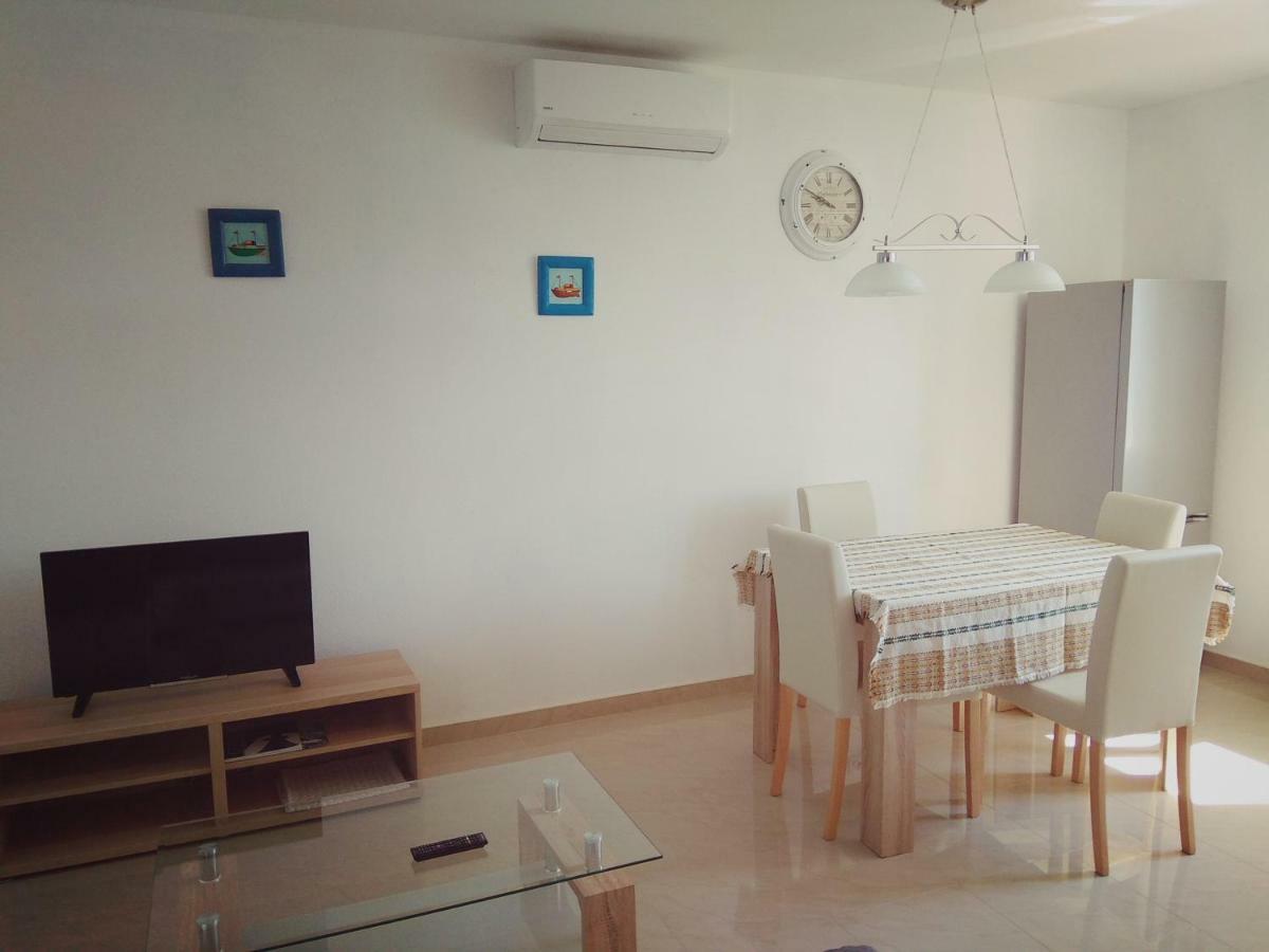 Apartman Postira Rot Exteriér fotografie