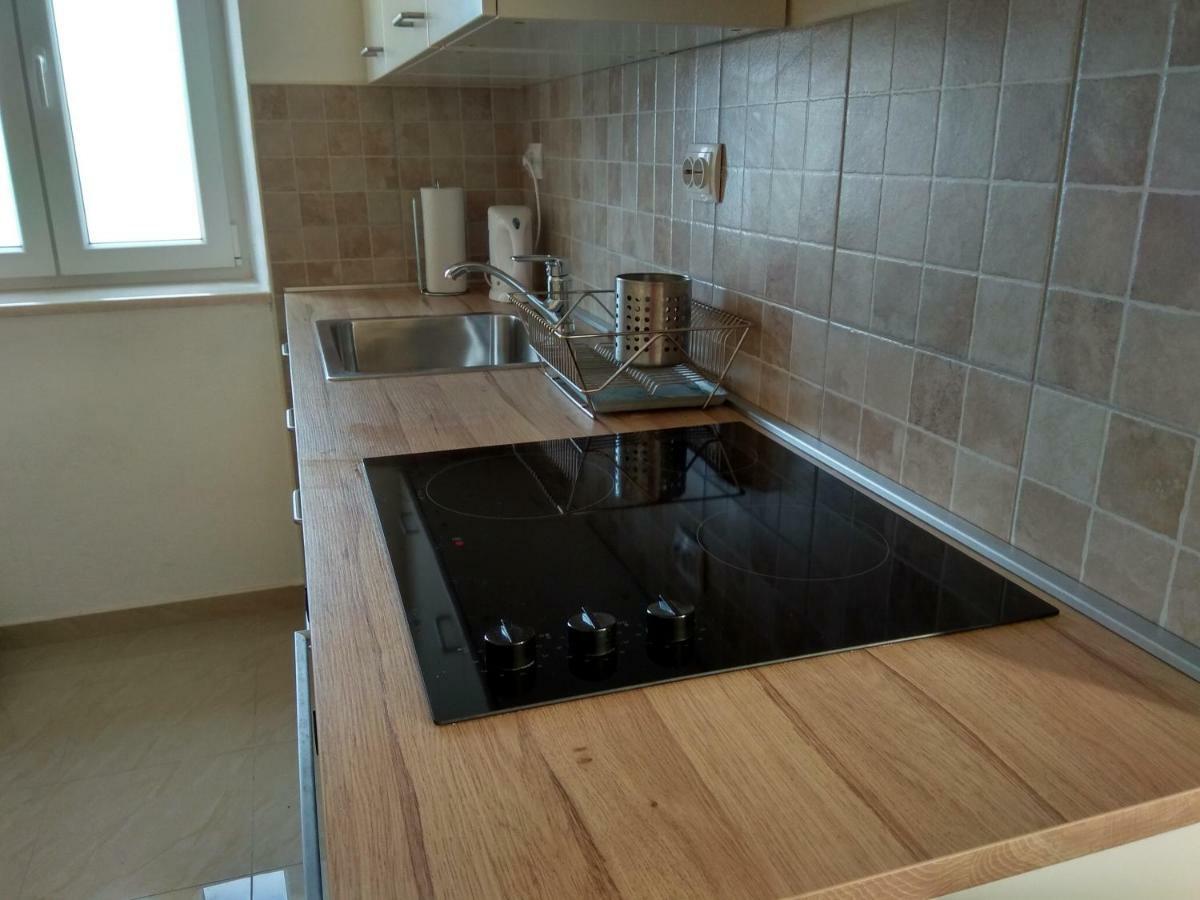 Apartman Postira Rot Exteriér fotografie